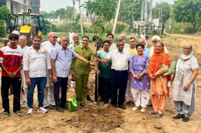 On the auspicious occasion of Buddha Purnima, attended the Hawan and Tree Plantation Programme organized by Lavaris Pidit Pashu Sewa Sangh near Suncity, Sector-36, Rohtak.